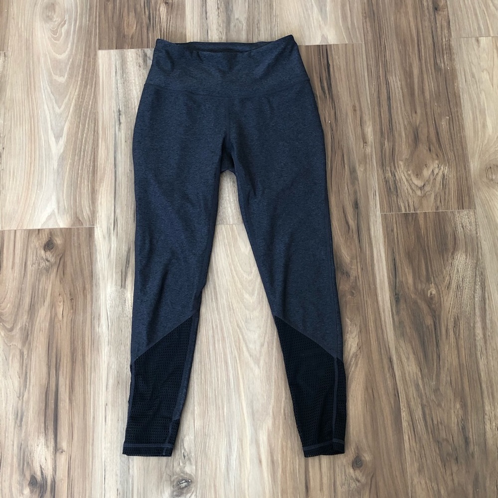 grey zella leggings :)